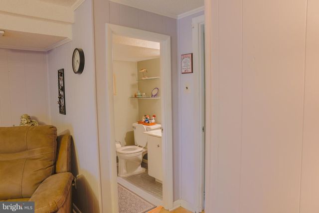 10210 E KESWICK RD, Philadelphia, PA 19114
