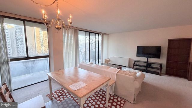 6100 WESTCHESTER PARK DR #609, College Park, MD 20740