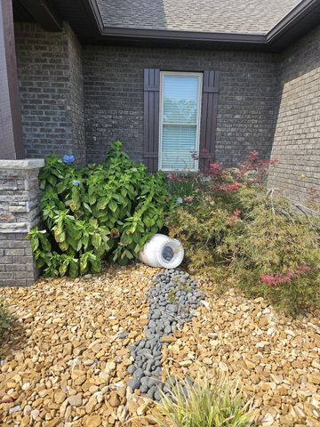 176 Arlis Gene Cir, Lafayette, TN 37083