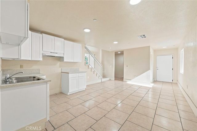2019 E 105 Street, Los Angeles, CA 90002