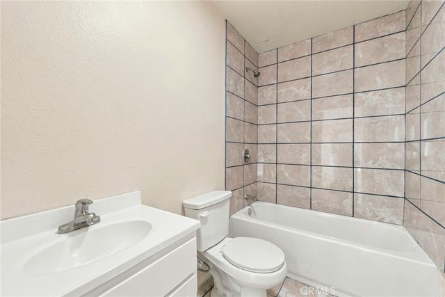 2019 E 105 Street, Los Angeles, CA 90002