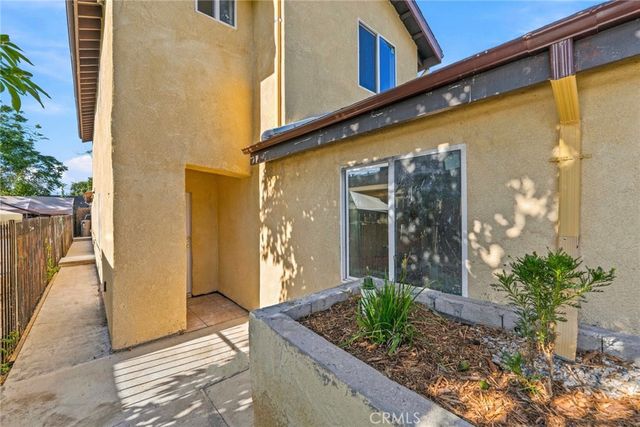 2019 E 105 Street, Los Angeles, CA 90002