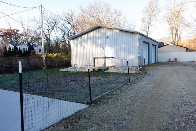 N1047 Olson Road, Edgerton, WI 53534