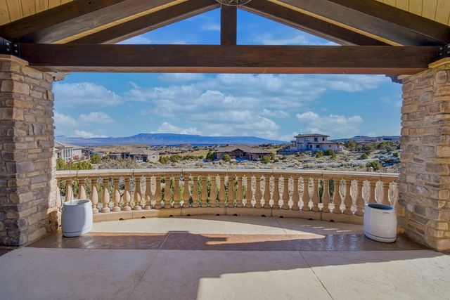 330 Red Ridge Court, Grand Junction, CO 81507