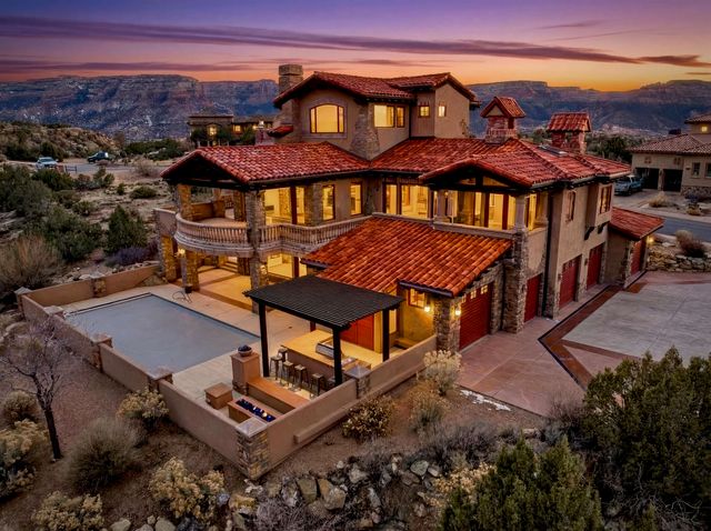 330 Red Ridge Court, Grand Junction, CO 81507