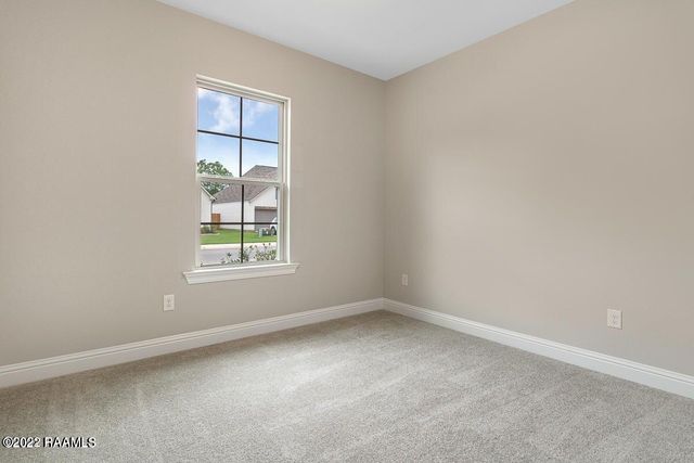 211 Sparrowhawk Street, Broussard, LA 70518