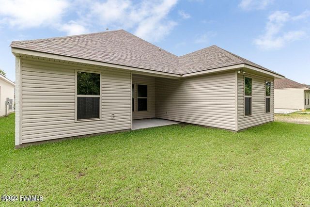 211 Sparrowhawk Street, Broussard, LA 70518