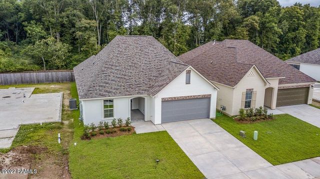 211 Sparrowhawk Street, Broussard, LA 70518