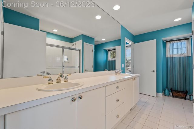 3300 Mimosa Street, Commerce Charter Township, MI 48390
