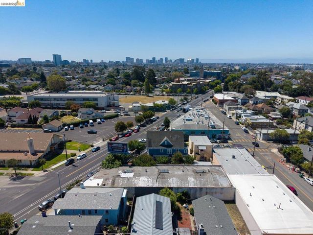 5417 Adeline St, Oakland, CA 94608