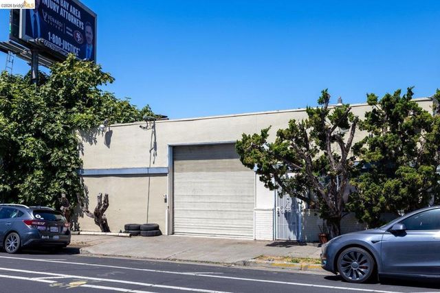 5417 Adeline St, Oakland, CA 94608