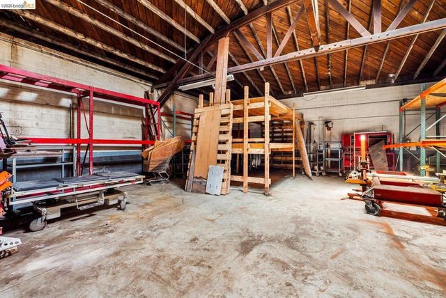 5417 Adeline St, Oakland, CA 94608