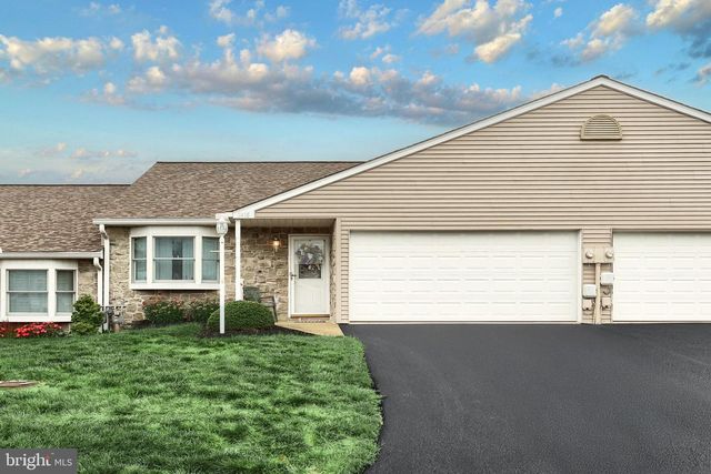 2418 WINTERBERRY LN, York, PA 17406