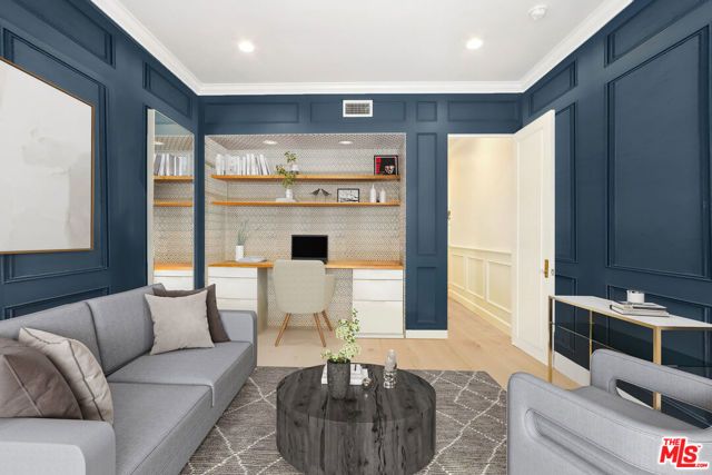 14000 Morrison Street, Sherman Oaks, CA 91423