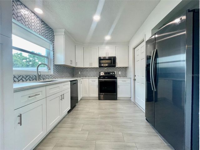 2107 E ATMORE CIRCLE, Deltona, FL 32725