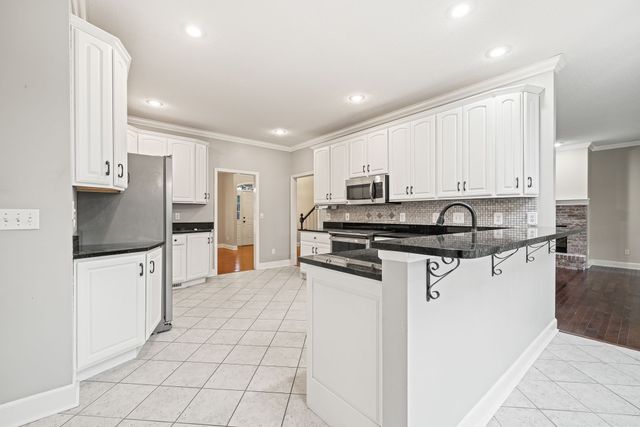 444 Ironwood Circle, Crossville, TN 38571