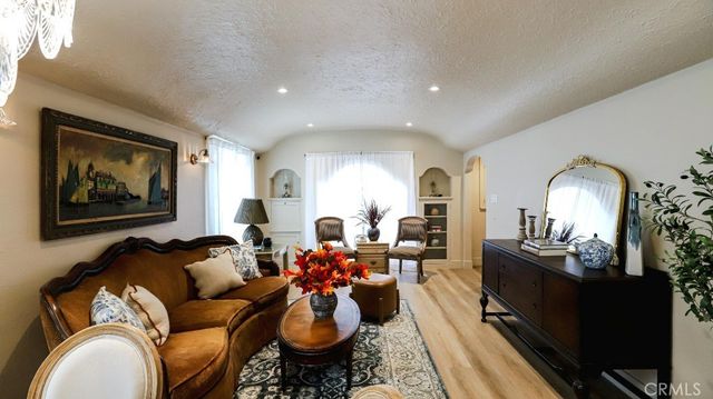 6764 Lemon, Long Beach, CA 90805