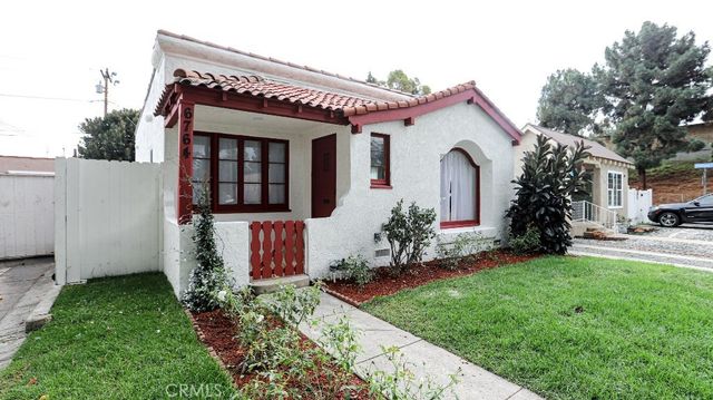 6764 Lemon, Long Beach, CA 90805
