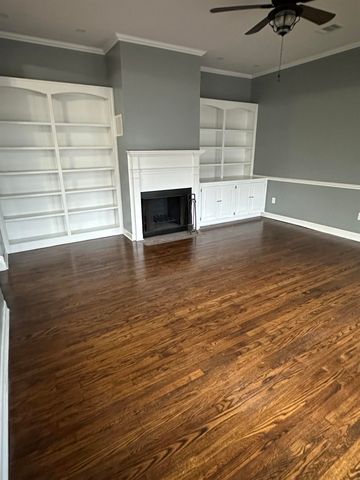 132 Avant St, Spartanburg, SC 29302