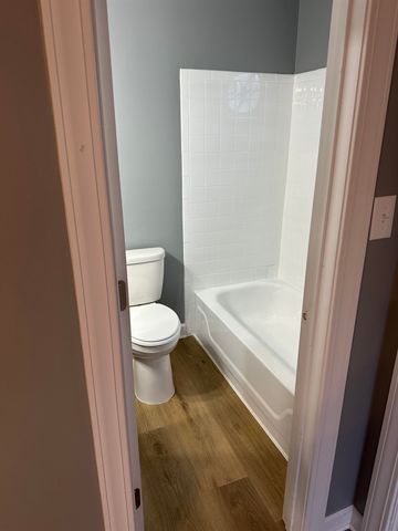 132 Avant St, Spartanburg, SC 29302