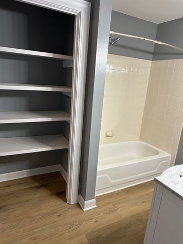 132 Avant St, Spartanburg, SC 29302