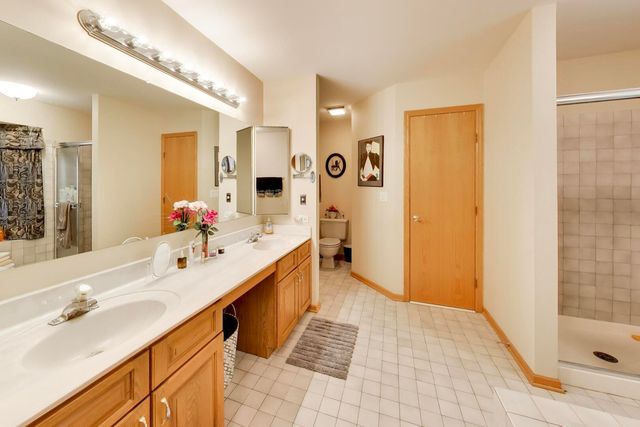 245 Southfield Drive, Vernon Hills, IL 60061