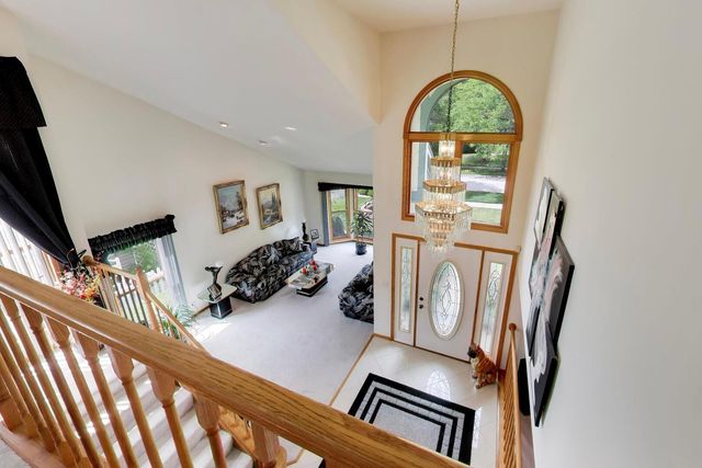 245 Southfield Drive, Vernon Hills, IL 60061