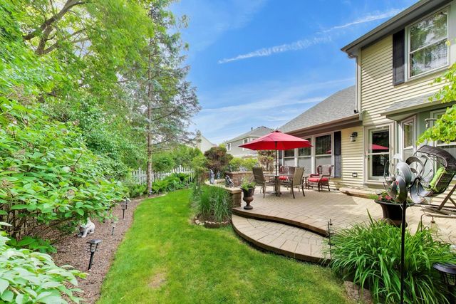 245 Southfield Drive, Vernon Hills, IL 60061