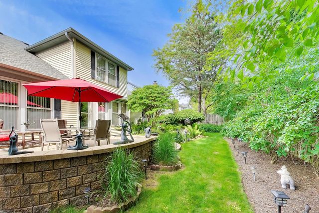 245 Southfield Drive, Vernon Hills, IL 60061