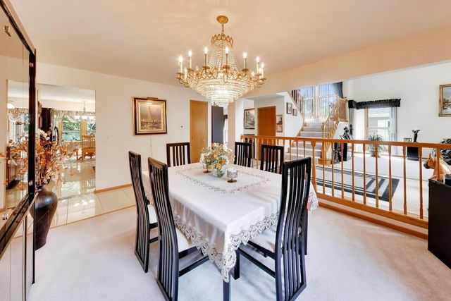 245 Southfield Drive, Vernon Hills, IL 60061