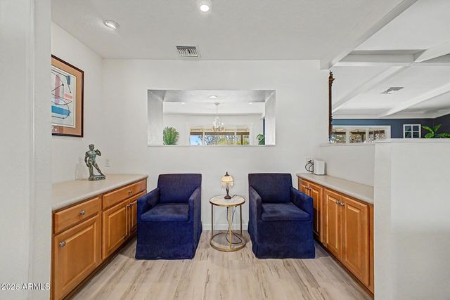 15226 N 10TH Street, Phoenix, AZ 85022