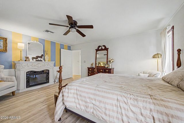 15226 N 10TH Street, Phoenix, AZ 85022