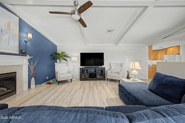 15226 N 10TH Street, Phoenix, AZ 85022