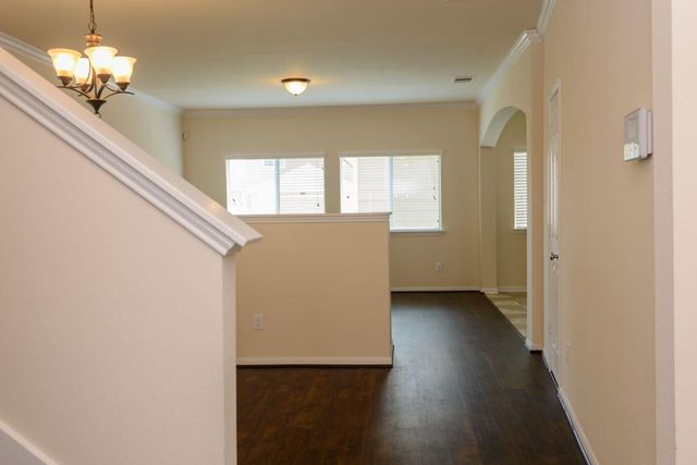 1716 Claremont Garden Circle, Houston, TX 77047