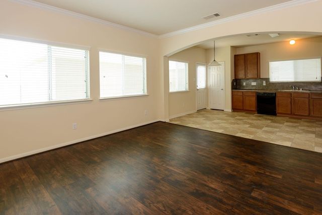 1716 Claremont Garden Circle, Houston, TX 77047