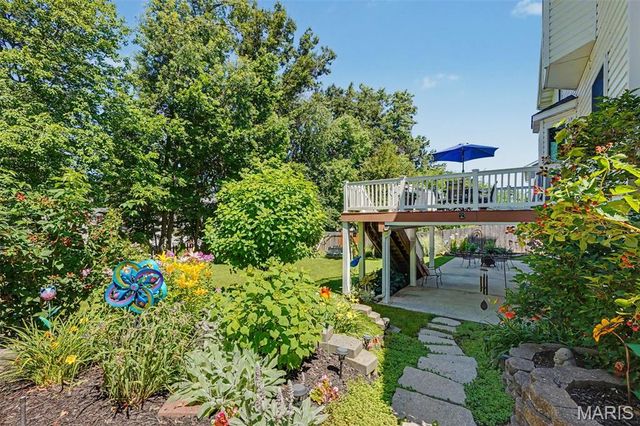 941 Shady Path Court, St Peters, MO 63376