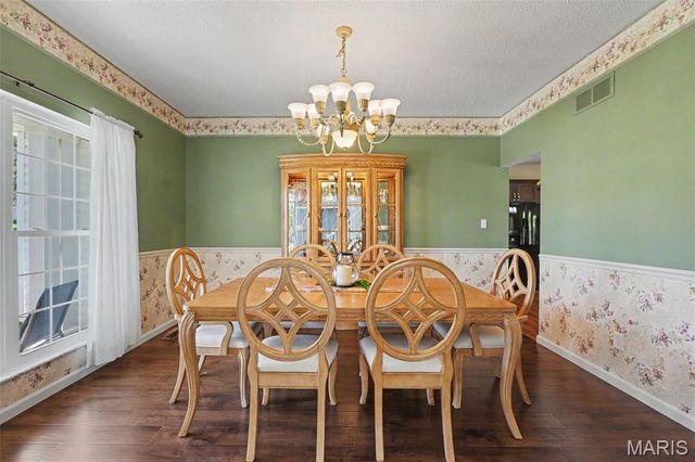 941 Shady Path Court, St Peters, MO 63376