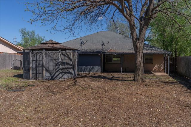 4617 Creekwood Drive, Oklahoma City, OK 73135