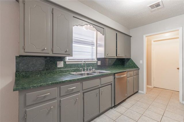 4617 Creekwood Drive, Oklahoma City, OK 73135