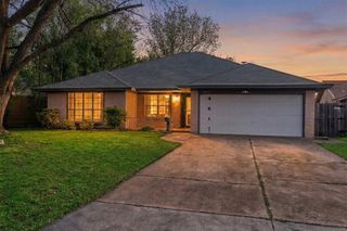 4617 Creekwood Drive, Oklahoma City, OK 73135