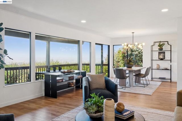 6957 ARMOUR DRIVE, Oakland, CA 94611