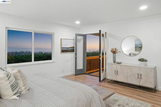 6957 ARMOUR DRIVE, Oakland, CA 94611
