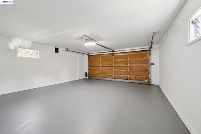 6957 ARMOUR DRIVE, Oakland, CA 94611