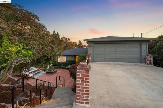 6957 ARMOUR DRIVE, Oakland, CA 94611