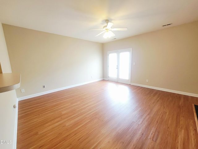 8327 Glenwood Springs Court, Raleigh, NC 27616