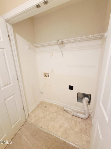 8327 Glenwood Springs Court, Raleigh, NC 27616