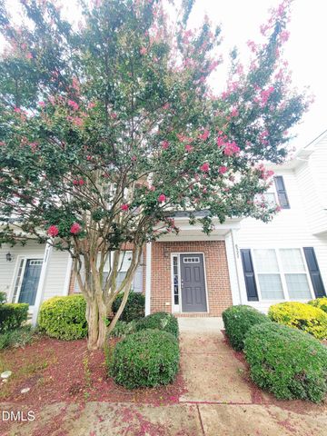 8327 Glenwood Springs Court, Raleigh, NC 27616