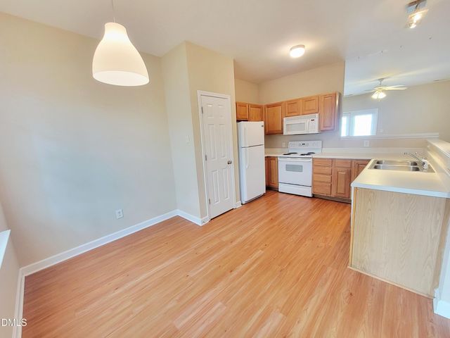 8327 Glenwood Springs Court, Raleigh, NC 27616