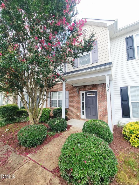 8327 Glenwood Springs Court, Raleigh, NC 27616