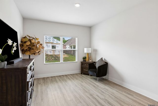 12755 Legacy Oaks Avenue, Baton Rouge, LA 70818